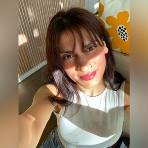 Meet your Posher, Maream